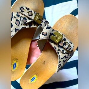 Vintage Dr Scholls Leopard Feline Pony Leather Sandals